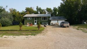 Here is the Guest Lodge where we have rooms for our hunting and fishing guests. It also is where our meals are prepared and served in the dining room. Relax after in the TV room where we have comfortable sitting room and WiFi internet. 